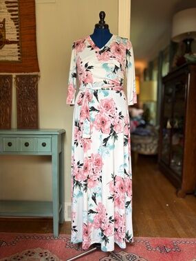 Floral Wrap Pink Rose Print 3/4 Sleeve Maxi Dress